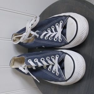 Converse Chuck Taylor Navy Blue Sneakers  Mens 4.5/Womens 6.5